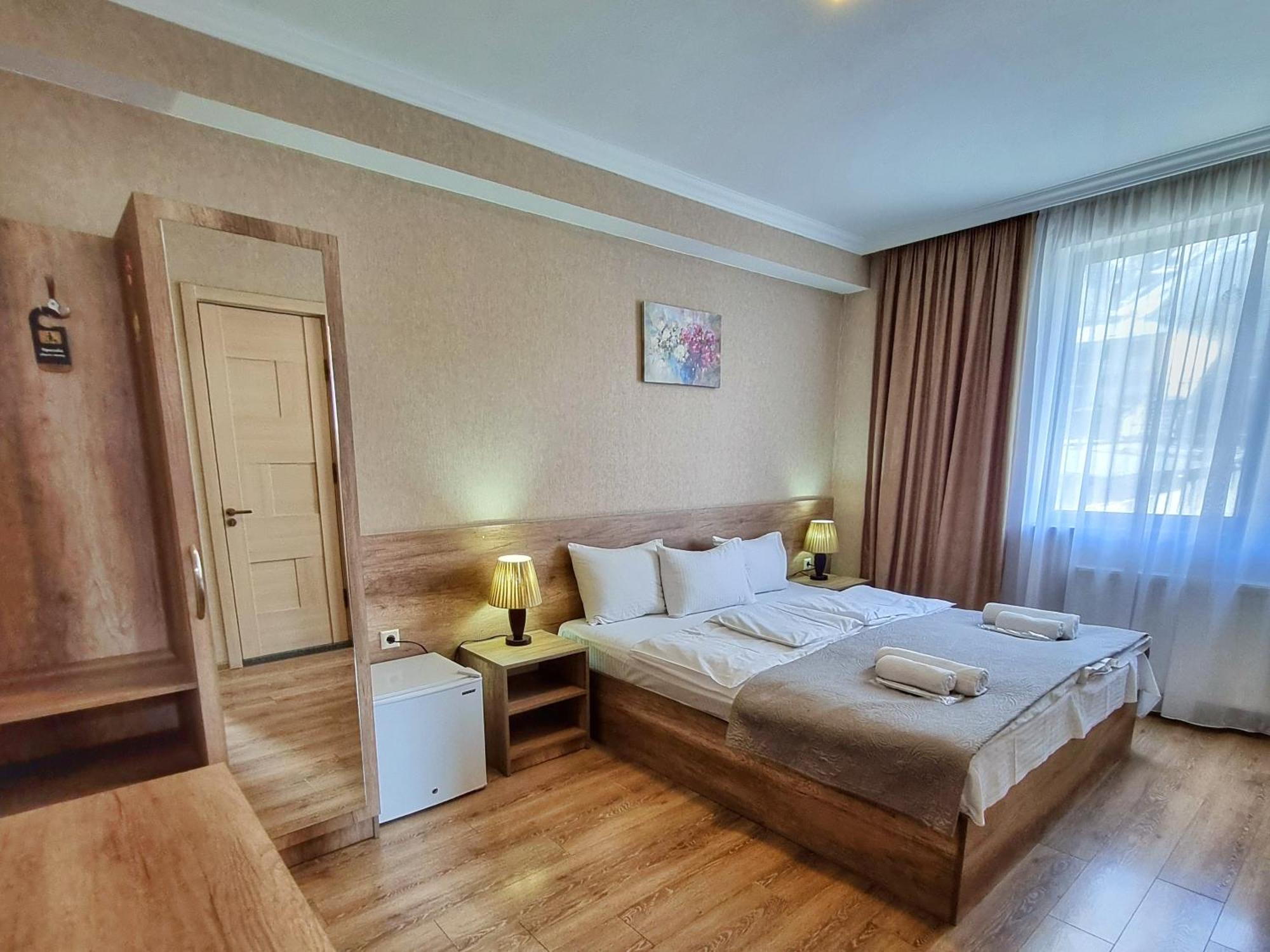 Sunshine Kazbegi Hotel Exterior photo