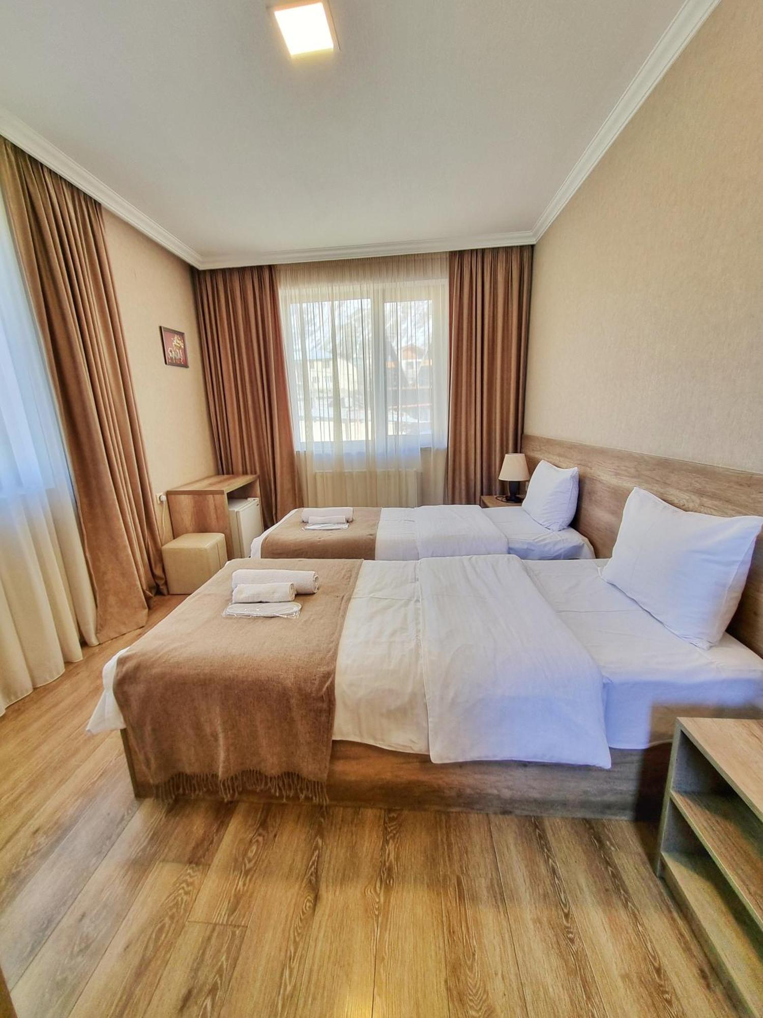 Sunshine Kazbegi Hotel Exterior photo
